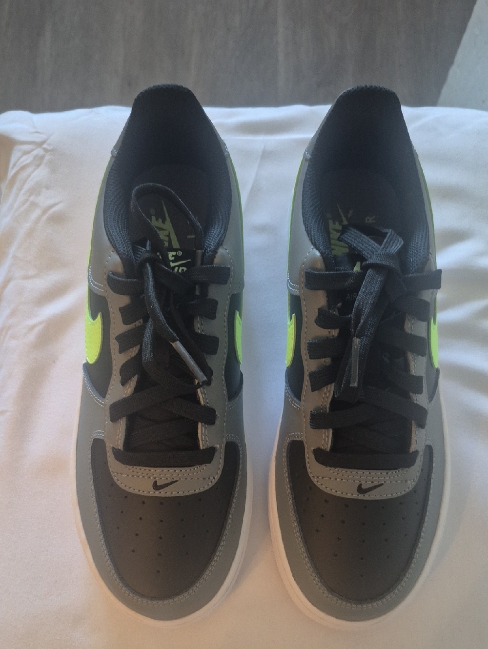 Nike Low-Top Sneakers in Black, Gray & Neon Green